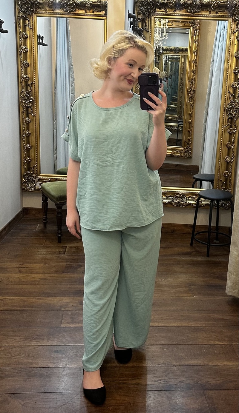 Co Ord Button Mint